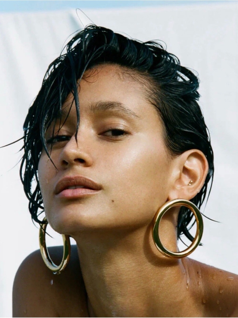 Bagatiba Oversized Thick Gold Front Facing Hoop Earrings